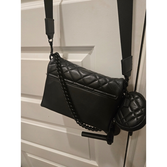 Medium Brixton Lock Shoulder Bag (Used Once) - Picture 4 of 14